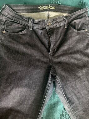 Old Navy Women's deep blue Boot Cut Rockstar Jeans 16 Tall